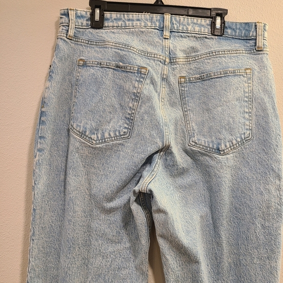 Abercrombie & Fitch Light Blue High Rise Jeans - Picture 6 of 8